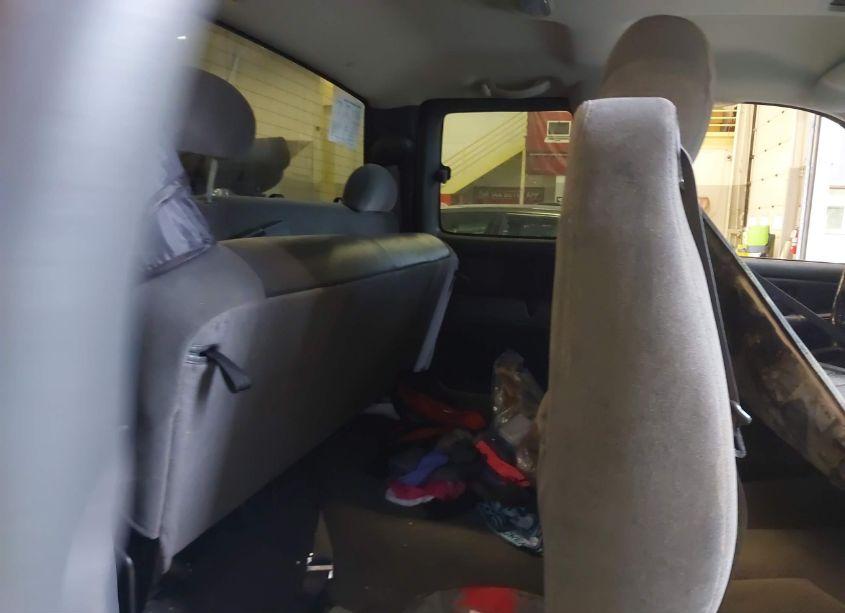 Photo 8 of 2005 Chevrolet Silverado 1500 Z71 (VIN 1GCEK19T35E311158)