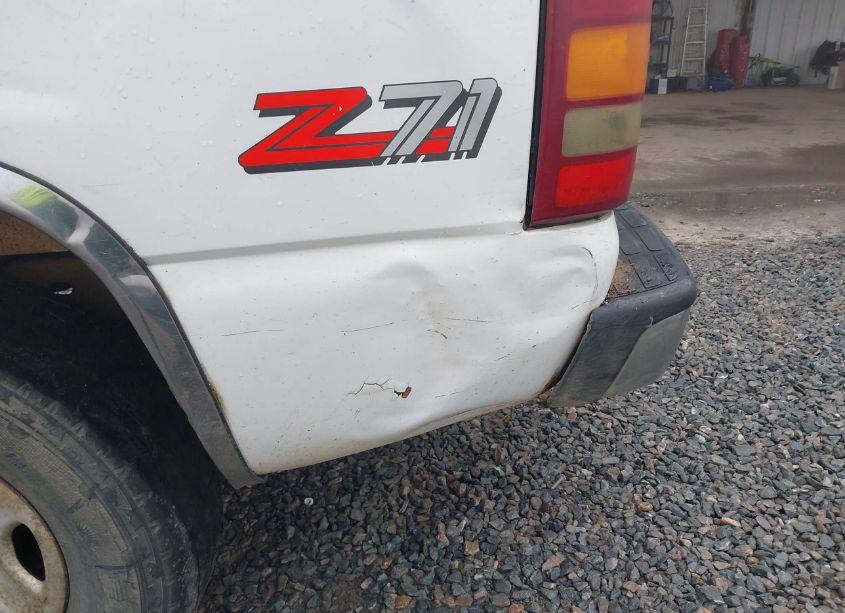 Photo 6 of 1999 Chevrolet Silverado 1500 LS (VIN 1GCEK19T3XE114106)