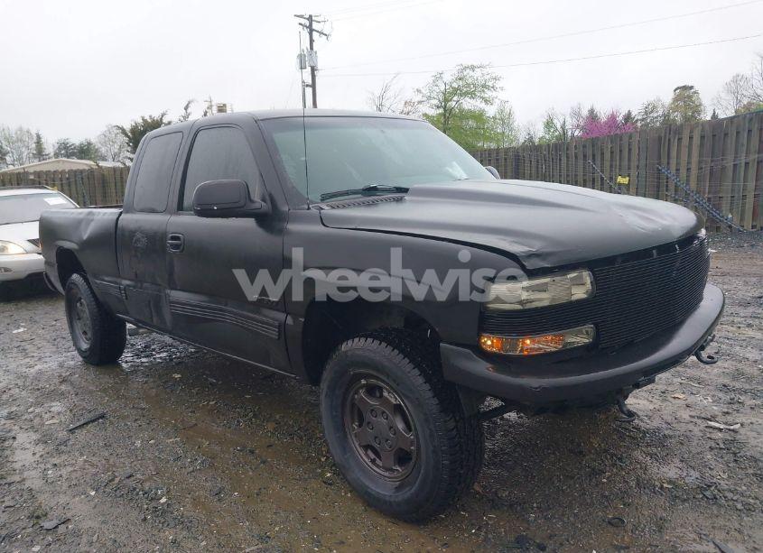 1999 Chevrolet Silverado 1500 LS (VIN 1GCEK19T3XE212682) main photo