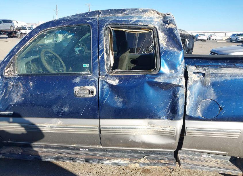 Photo 13 of 2000 Chevrolet Silverado 1500 LS (VIN 1GCEK19T3YE270941)