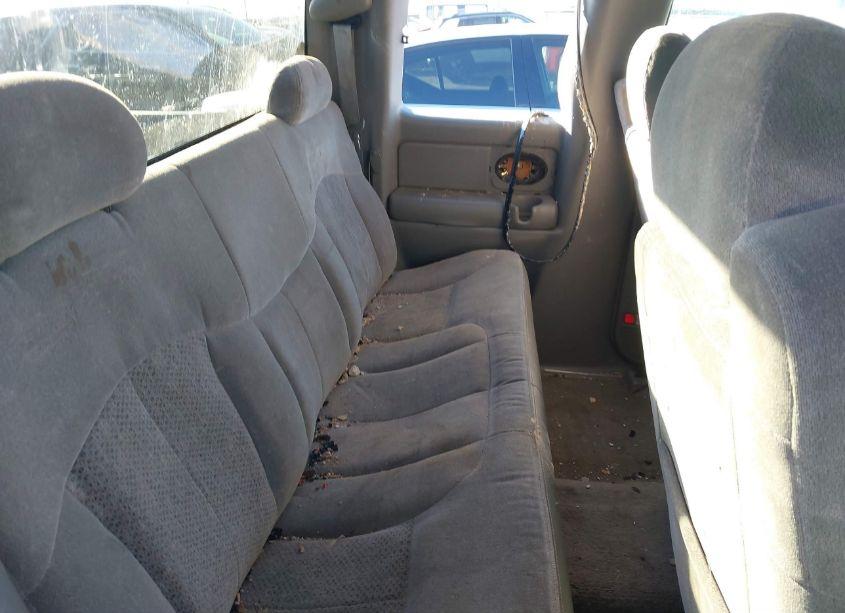 Photo 8 of 2000 Chevrolet Silverado 1500 LS (VIN 1GCEK19T3YE270941)