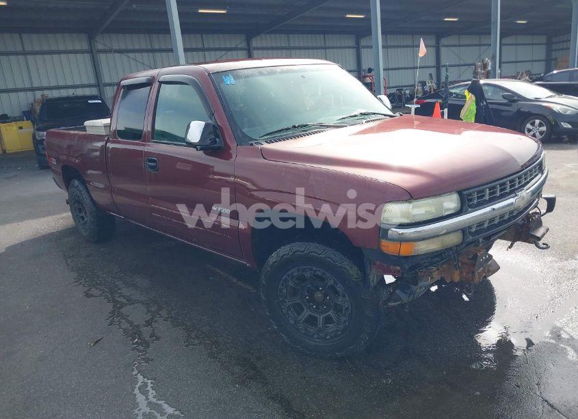 2001 Chevrolet Silverado 1500 LS (VIN 1GCEK19T41E124392) main photo