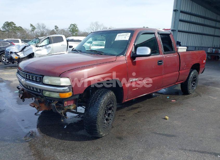 Photo 2 of 2001 Chevrolet Silverado 1500 LS (VIN 1GCEK19T41E124392)
