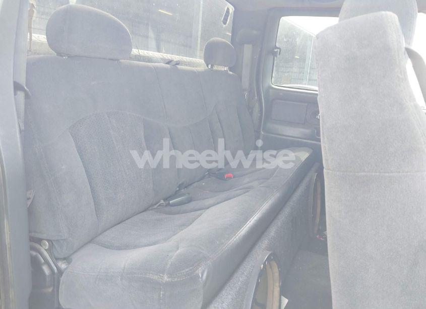 Photo 8 of 2001 Chevrolet Silverado 1500 LS (VIN 1GCEK19T41E124392)