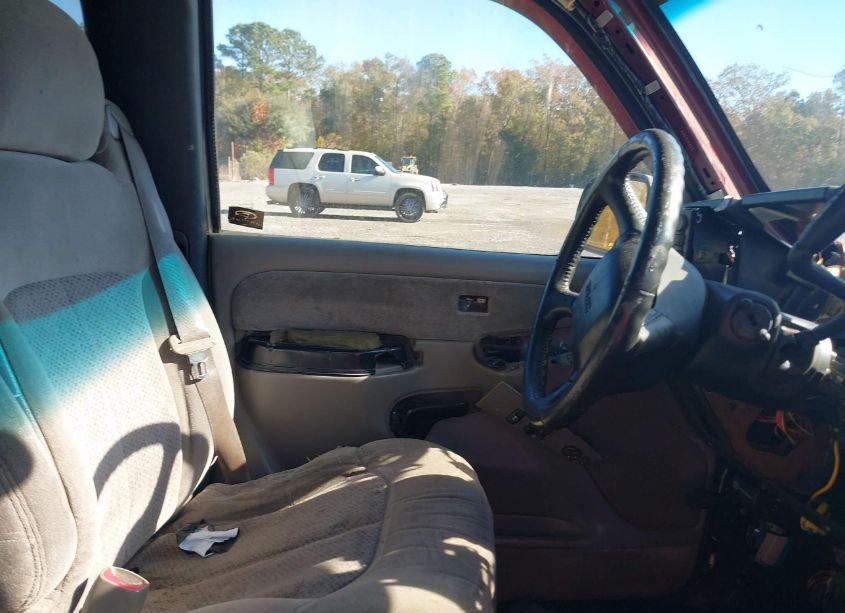 Photo 5 of 2001 Chevrolet Silverado 1500 LS (VIN 1GCEK19T41Z115975)