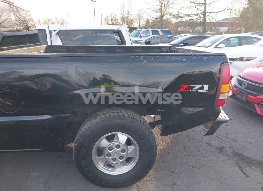 Photo 6 of 2002 Chevrolet Silverado 1500 LS (VIN 1GCEK19T42E150069)