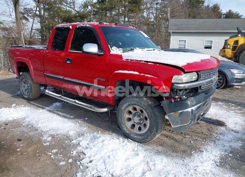 2002 Chevrolet Silverado 1500 LT (VIN 1GCEK19T42Z227273) main photo