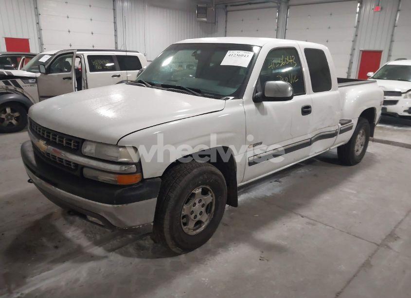 Photo 2 of 2002 Chevrolet Silverado 1500 LS (VIN 1GCEK19T42Z272682)
