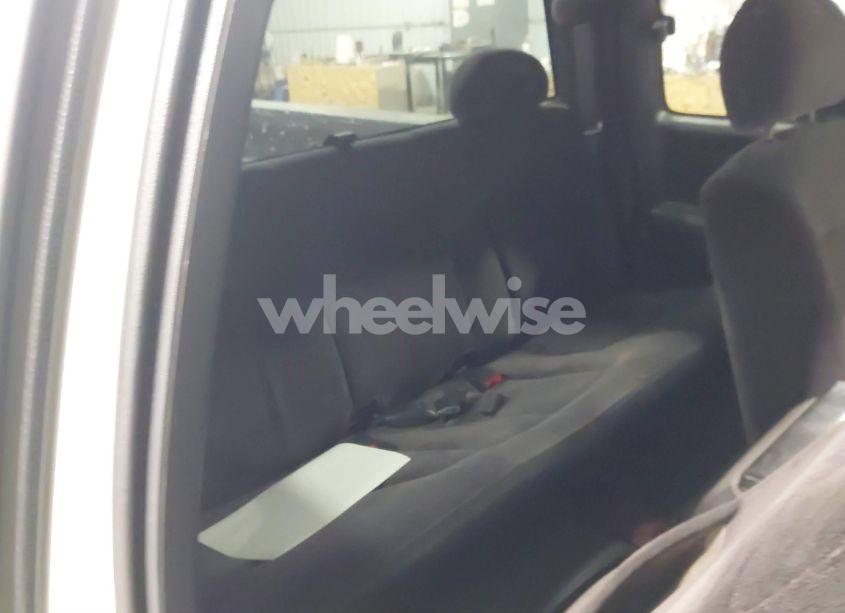 Photo 8 of 2002 Chevrolet Silverado 1500 LS (VIN 1GCEK19T42Z272682)