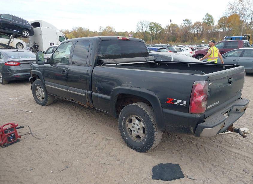 Photo 3 of 2003 Chevrolet Silverado 1500 LT (VIN 1GCEK19T43E180349)