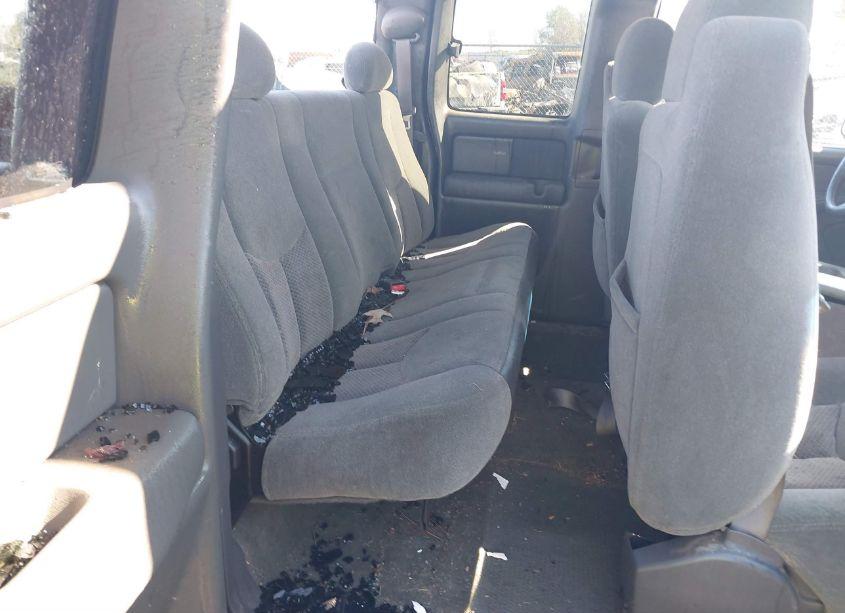 Photo 8 of 2003 Chevrolet Silverado 1500 LS (VIN 1GCEK19T43E266969)