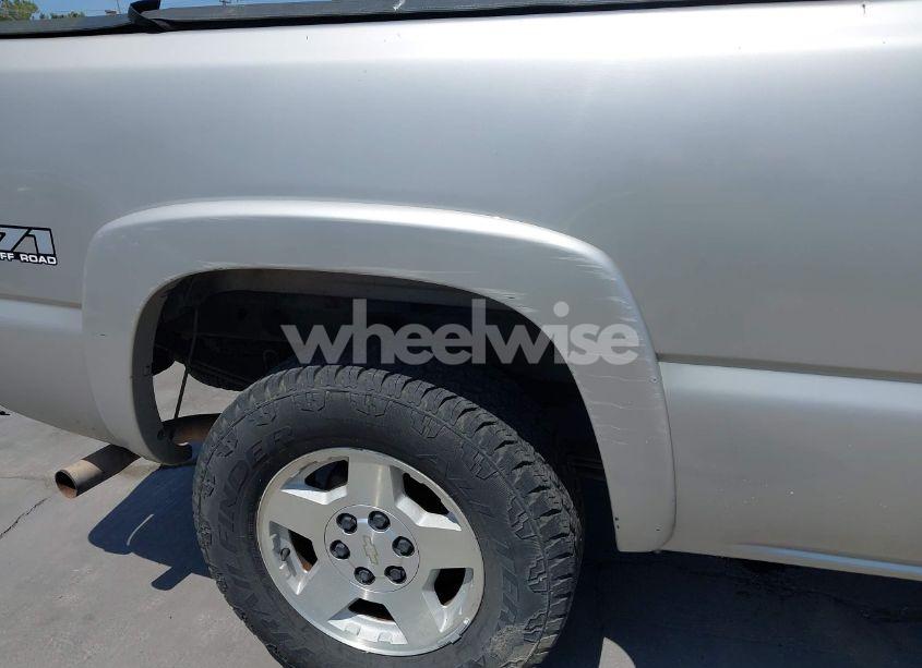 Photo 6 of 2004 Chevrolet Silverado 1500 Z71 (VIN 1GCEK19T44E165870)