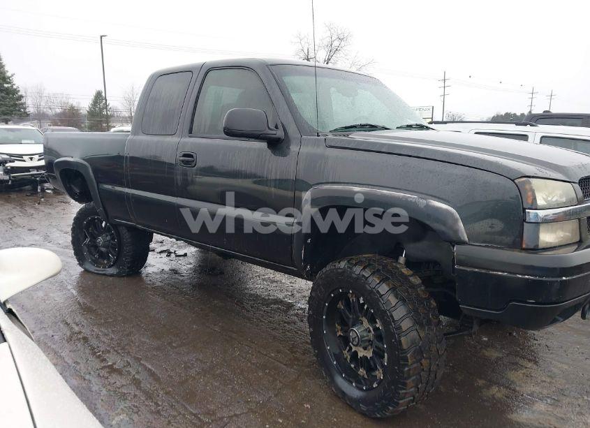 2004 Chevrolet Silverado 1500 Z71 (VIN 1GCEK19T44E193958) main photo