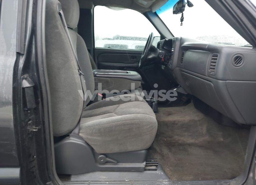 Photo 5 of 2004 Chevrolet Silverado 1500 Z71 (VIN 1GCEK19T44E193958)