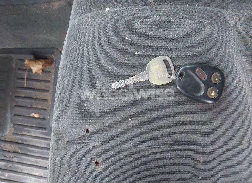 Photo 11 of 2004 Chevrolet Silverado 1500 Z71 (VIN 1GCEK19T44E350436)