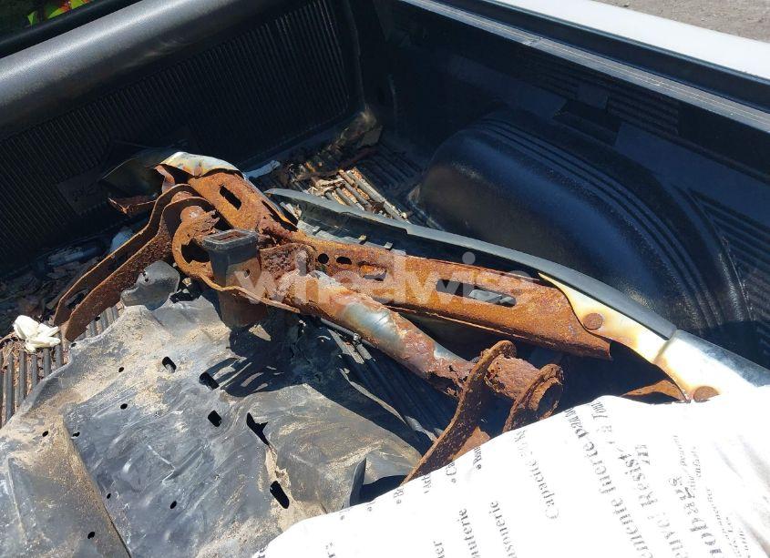 Photo 12 of 2004 Chevrolet Silverado 1500 Z71 (VIN 1GCEK19T44E372694)