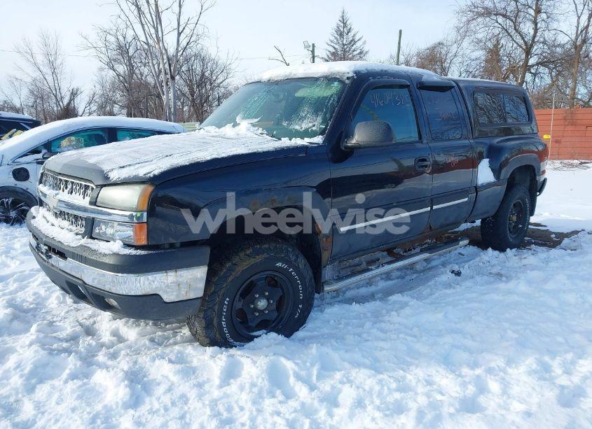 Photo 2 of 2004 Chevrolet Silverado 1500 Z71 (VIN 1GCEK19T44Z270496)