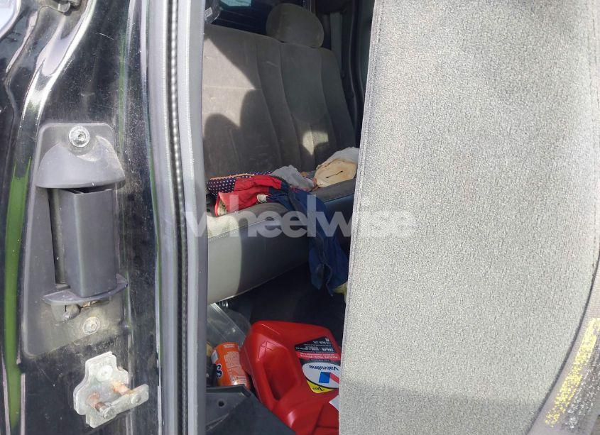 Photo 8 of 2004 Chevrolet Silverado 1500 Z71 (VIN 1GCEK19T44Z270496)