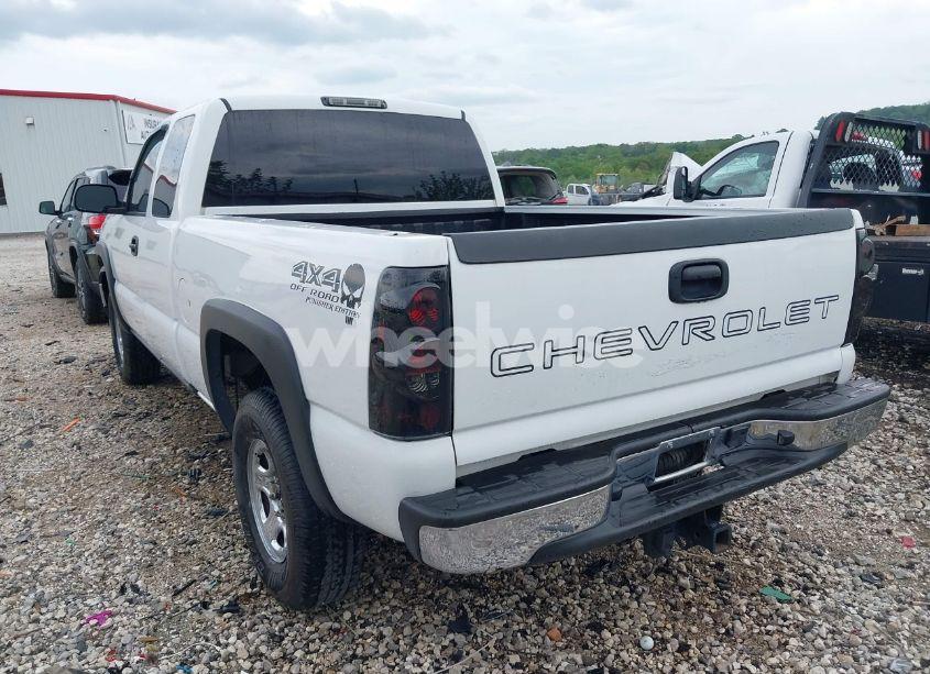 Photo 3 of 2004 Chevrolet Silverado 1500 (VIN 1GCEK19T44Z276069)