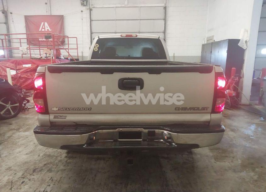 Photo 16 of 2005 Chevrolet Silverado 1500 LS (VIN 1GCEK19T45E254372)