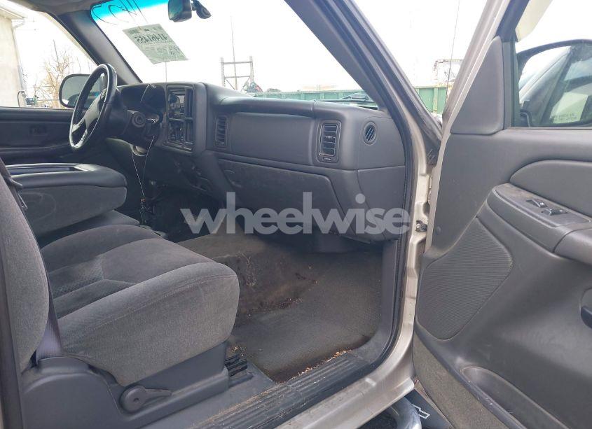 Photo 20 of 2005 Chevrolet Silverado 1500 LS (VIN 1GCEK19T45E254372)