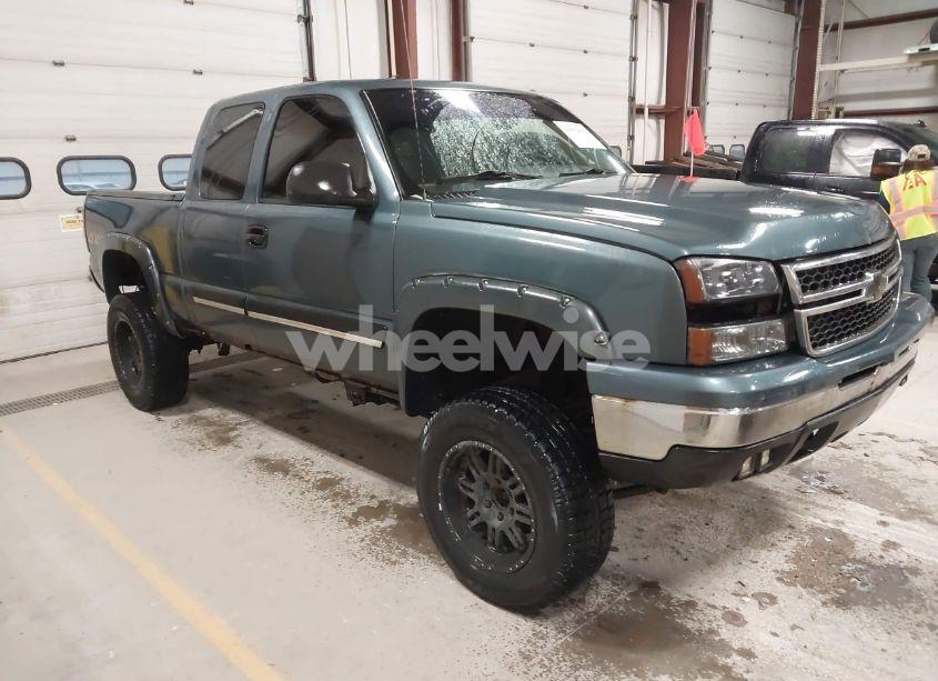 2006 Chevrolet Silverado 1500 LT1 (VIN 1GCEK19T46Z125302) main photo