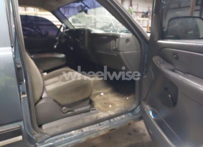 Photo 5 of 2006 Chevrolet Silverado 1500 LT1 (VIN 1GCEK19T46Z125302)