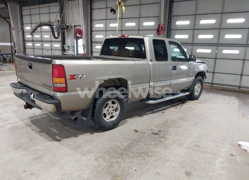 Photo 4 of 1999 Chevrolet Silverado 1500 LS (VIN 1GCEK19T4XE159894)