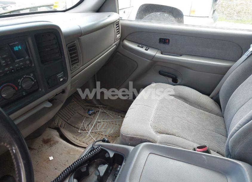 Photo 5 of 2000 Chevrolet Silverado 1500 LS (VIN 1GCEK19T4YE165616)