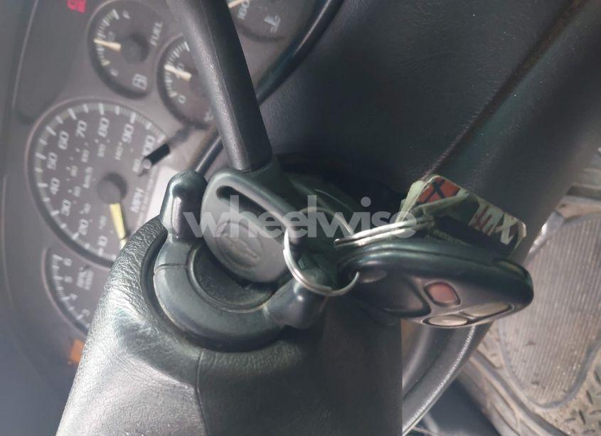 Photo 11 of 2000 Chevrolet Silverado 1500 LS (VIN 1GCEK19T4YE279664)