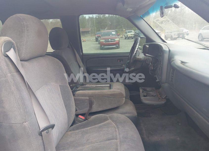 Photo 5 of 2000 Chevrolet Silverado 1500 LS (VIN 1GCEK19T4YE279664)