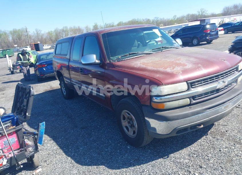 2002 Chevrolet Silverado 1500 LS (VIN 1GCEK19T52E188135) main photo
