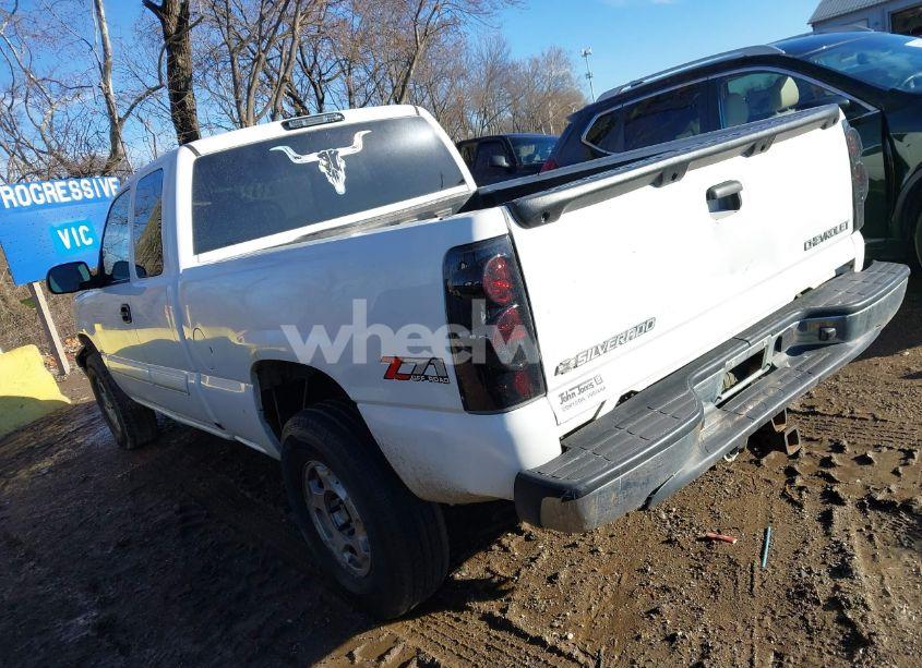 Photo 3 of 2003 Chevrolet Silverado 1500 LT (VIN 1GCEK19T53E227954)