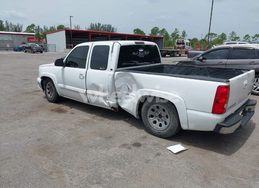 Photo 3 of 2003 Chevrolet Silverado 1500 LT (VIN 1GCEK19T53E247220)