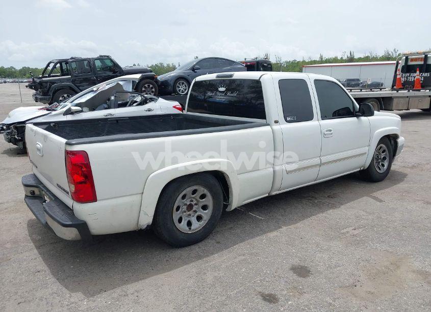 Photo 4 of 2003 Chevrolet Silverado 1500 LT (VIN 1GCEK19T53E247220)