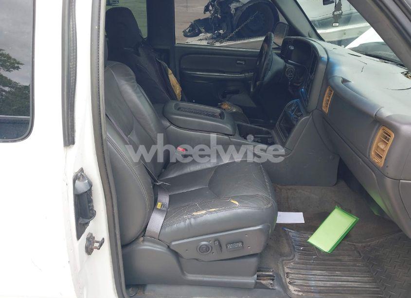 Photo 5 of 2003 Chevrolet Silverado 1500 LT (VIN 1GCEK19T53E247220)