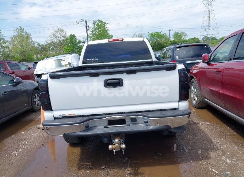 Photo 17 of 2003 Chevrolet Silverado 1500 LS (VIN 1GCEK19T53E364800)