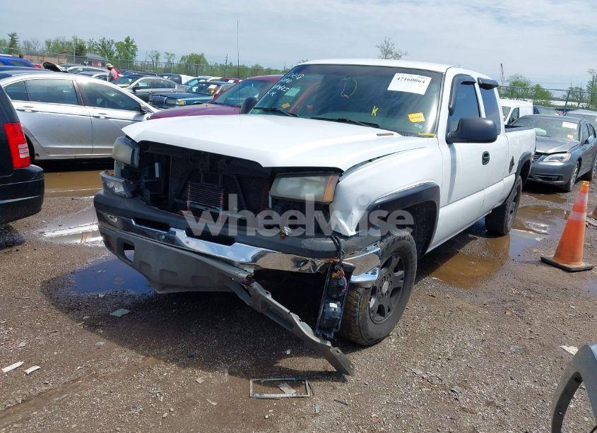 Photo 2 of 2003 Chevrolet Silverado 1500 LS (VIN 1GCEK19T53E364800)