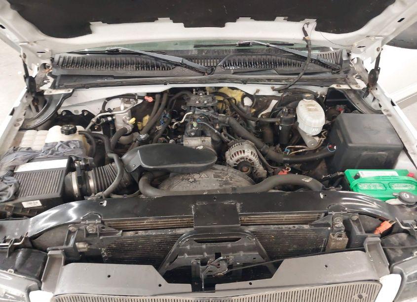 Photo 10 of 2004 Chevrolet Silverado 1500 Z71 (VIN 1GCEK19T54E221542)