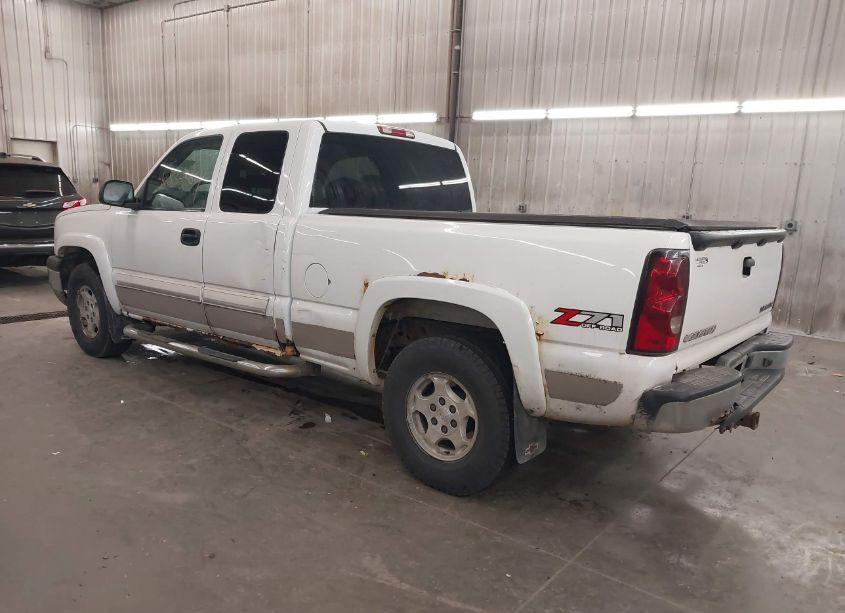 Photo 3 of 2004 Chevrolet Silverado 1500 Z71 (VIN 1GCEK19T54E221542)