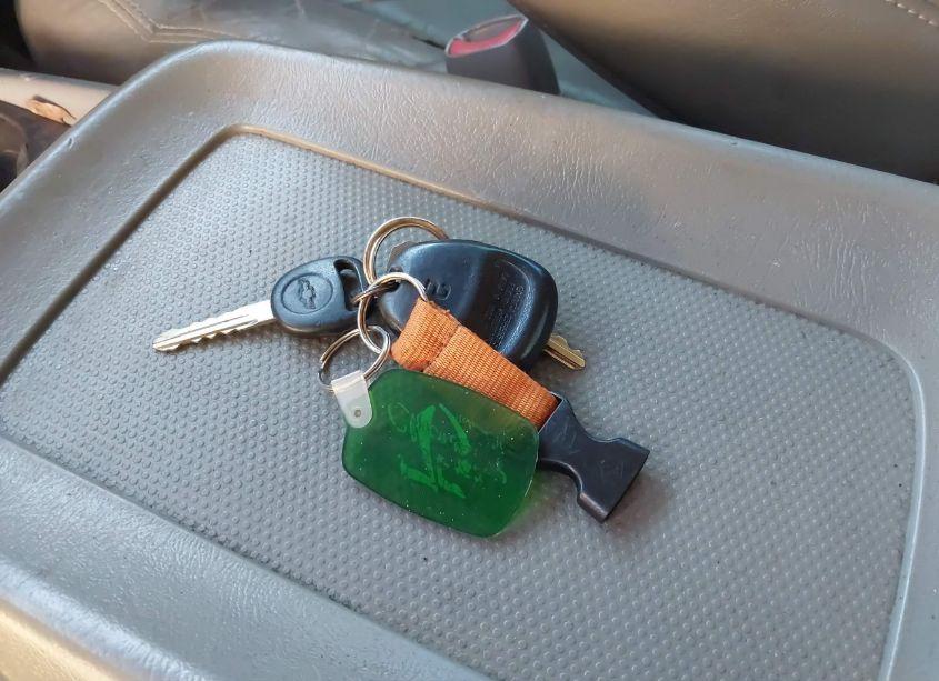 Photo 11 of 2000 Chevrolet Silverado 1500 LS (VIN 1GCEK19T5YE185549)