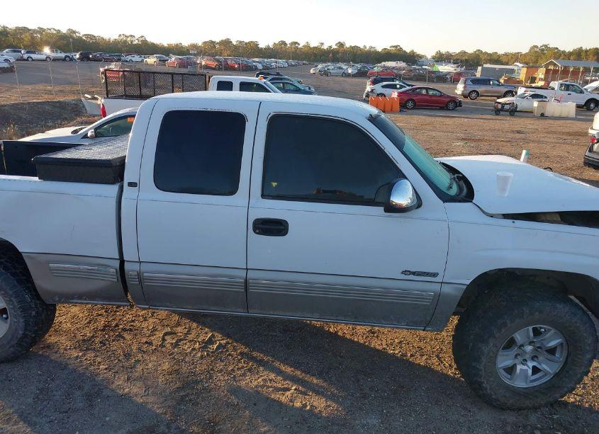 Photo 13 of 2000 Chevrolet Silverado 1500 LS (VIN 1GCEK19T5YE185549)