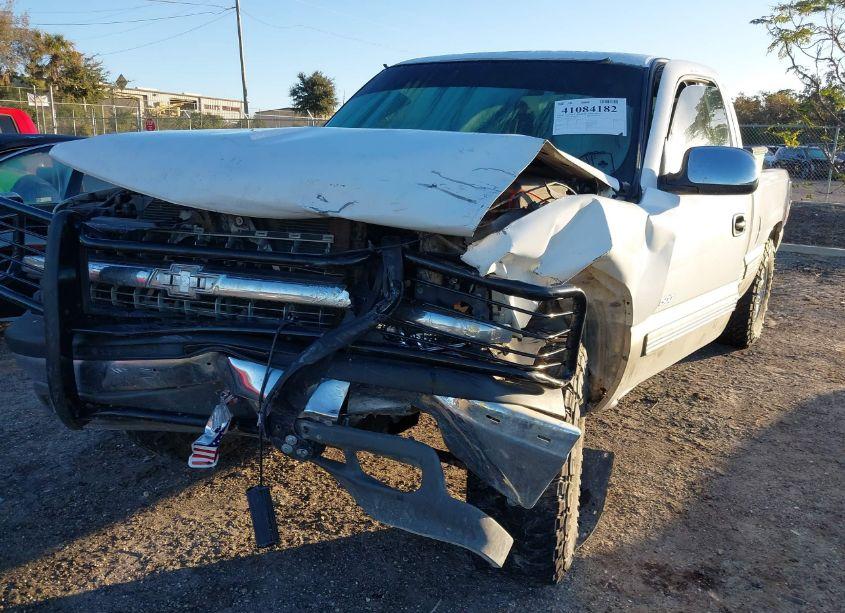Photo 6 of 2000 Chevrolet Silverado 1500 LS (VIN 1GCEK19T5YE185549)
