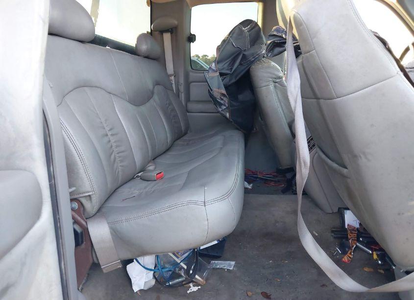 Photo 8 of 2000 Chevrolet Silverado 1500 LS (VIN 1GCEK19T5YE185549)