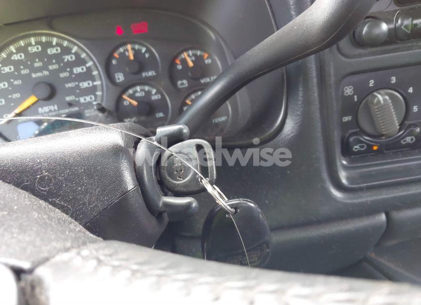 Photo 11 of 2000 Chevrolet Silverado 1500 LS (VIN 1GCEK19T5YE270245)