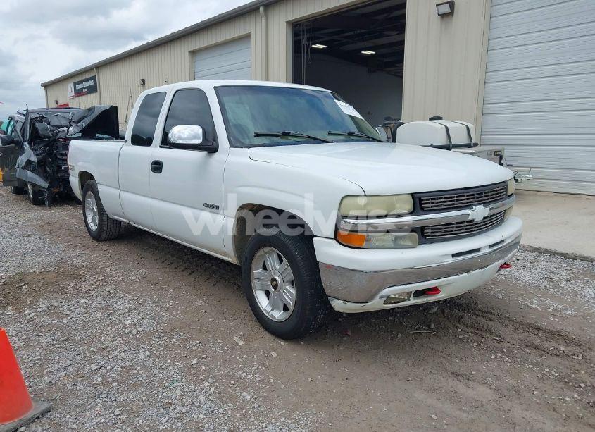 2000 Chevrolet Silverado 1500 LT (VIN 1GCEK19T5YE333702) main photo