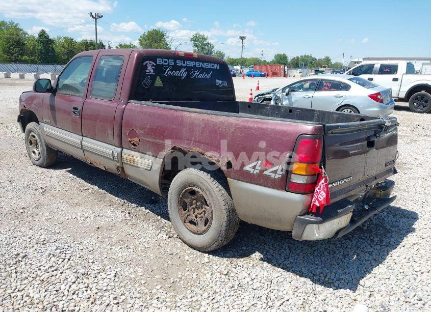 Photo 3 of 2001 Chevrolet Silverado 1500 LS (VIN 1GCEK19T61E294897)