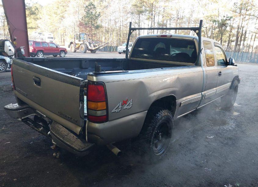Photo 4 of 2001 Chevrolet Silverado 1500 LS (VIN 1GCEK19T61E300522)