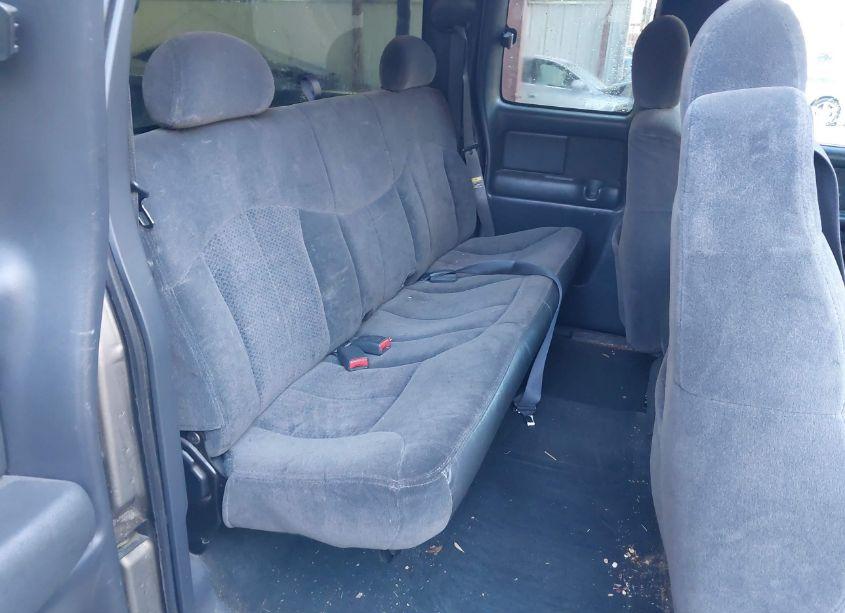 Photo 8 of 2001 Chevrolet Silverado 1500 LS (VIN 1GCEK19T61E300522)