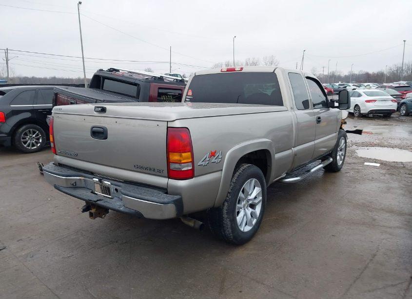 Photo 4 of 2002 Chevrolet Silverado 1500 LT (VIN 1GCEK19T62E139137)